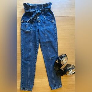 Sézane paper bag waist jeans.